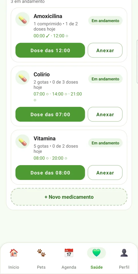 Lista de medicamentos com os horários das doses do dia